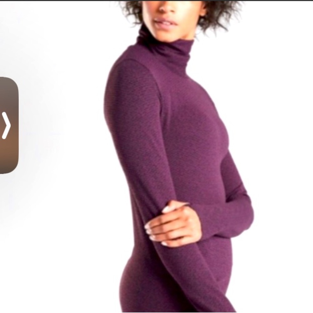Athleta Flurry Peak turtleneck training top